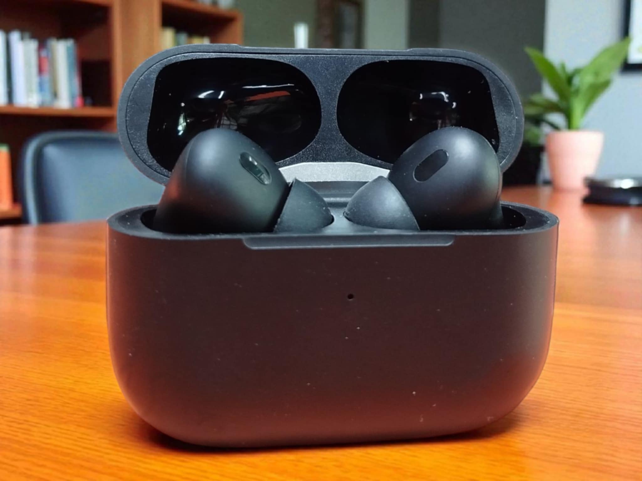 Apple airpods 2nd Genaration Black